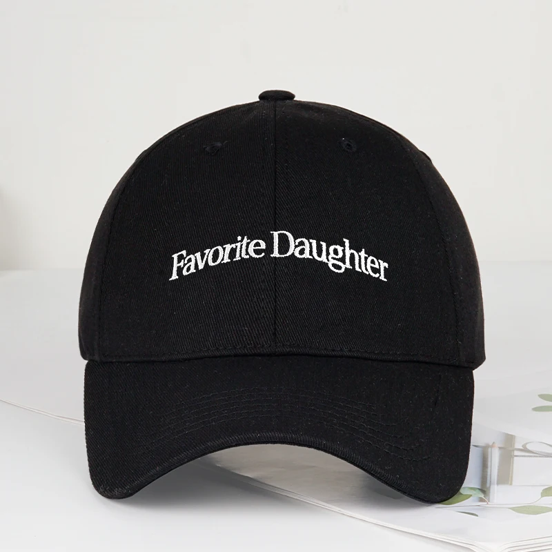 Fun “Favorite Daughter” Embroidered Soft-Peak Baseball Cap: A Stylish, Adjustable Sun Hat Perfect for Shopping and Vacations