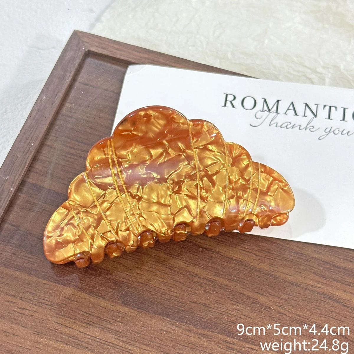 1PC Vintage Croissant Alkaline Water Knot Grab Clip, High-end Large and Small Croissant Hair Clip Back of Head Updo Shark Clip