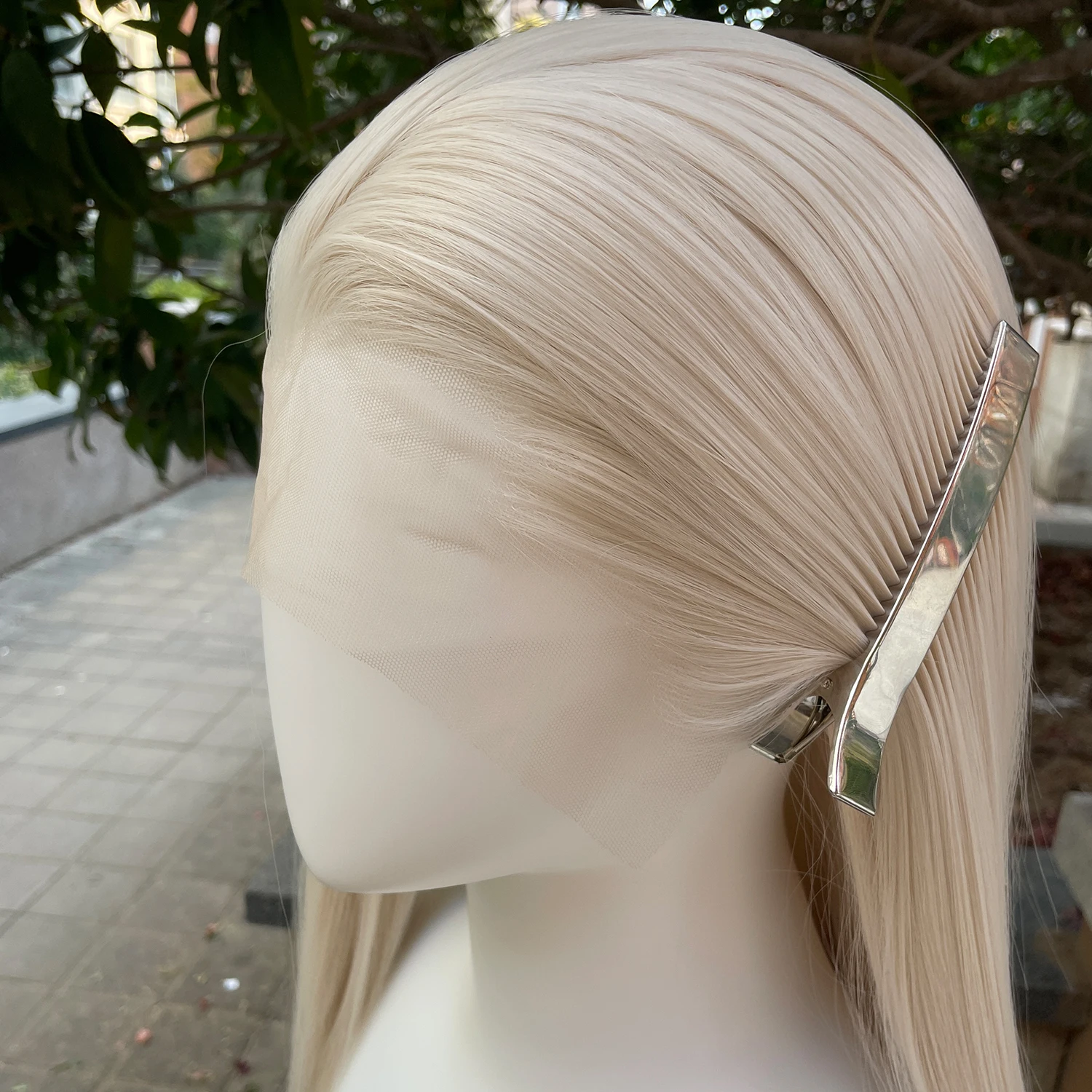 Elf Cosplay Peak Style Platinum Blonde Synthetic 13x4 Lace Front Wigs Women 26 Inch Long Straight Silky Free Part 150% Density