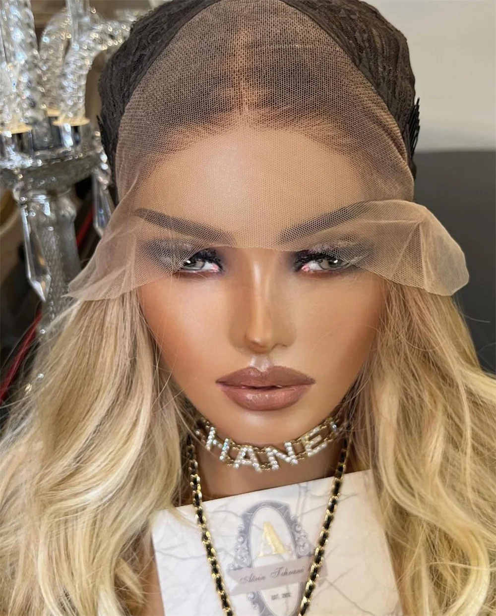 Golden Blonde Synthetic Blend Lace Front Wig Wavy 13x4 Hair Blonde Ombré Rooty Hair Natural Realistic Hairline Look 150% Density