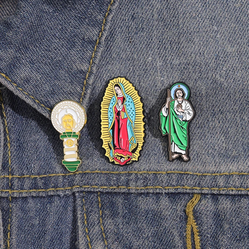 Our Lady Of Guadalupe Enamel Pins Golf Ball Hat Clips Golf Training Accessories Baseball Cap Cartoon Decorative Clip for Golfer
