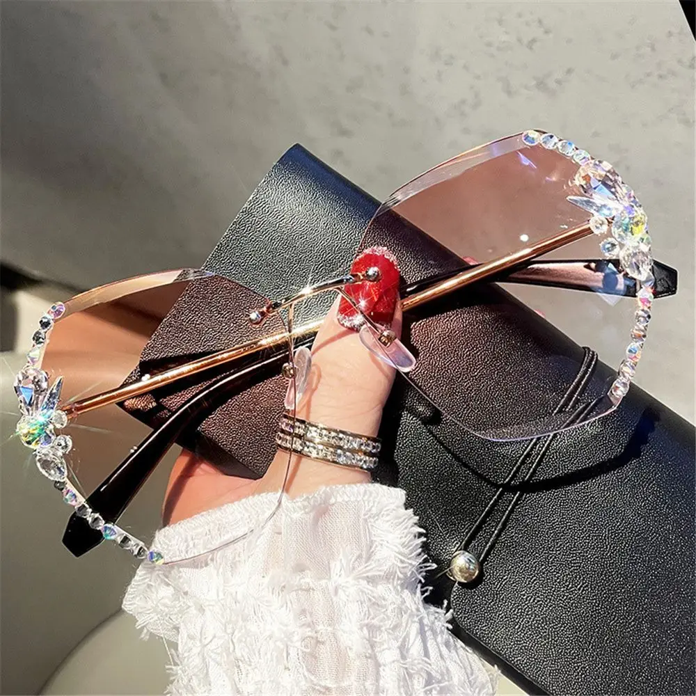 Vintage Cutting Lens UV400 Women Sun Glasses Gradient Rimless Sunglasses Rhinestone Sunglasses
