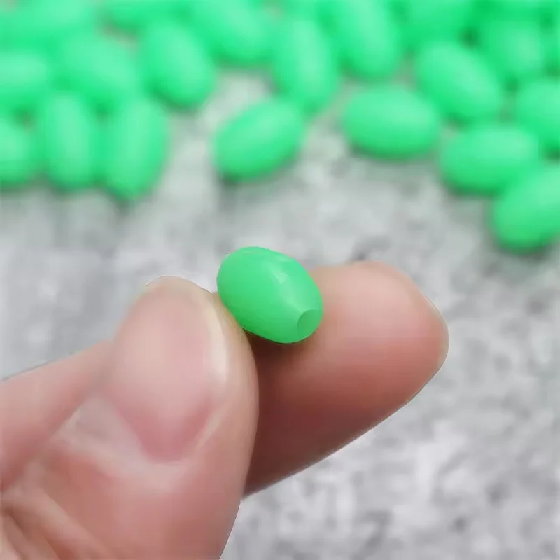 200pcs/lot Soft Fishing Glow in dark Beads Green Luminous Beads Rubber Oval Space Beans for Float Sea Tackle Lure Accessories