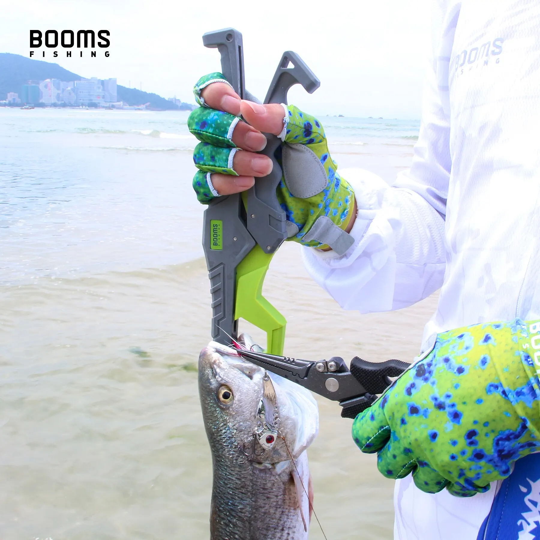 Booms Fishing G05 Fish Gripper Glass Fiber with Lanyard Anti-Rust Anti-Corrosion Grabber Keeper Safer For Fish Grip Fishing Tool