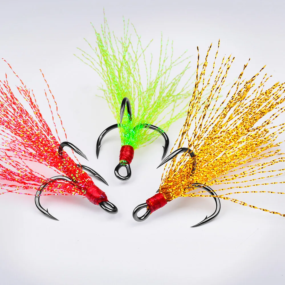 5Pcs 10Pcs Fishing Treble Hooks 4X Strength With Feather Tackle Fishing Hook Stronger Carbon Steel Barbed Fishhooks Pesca