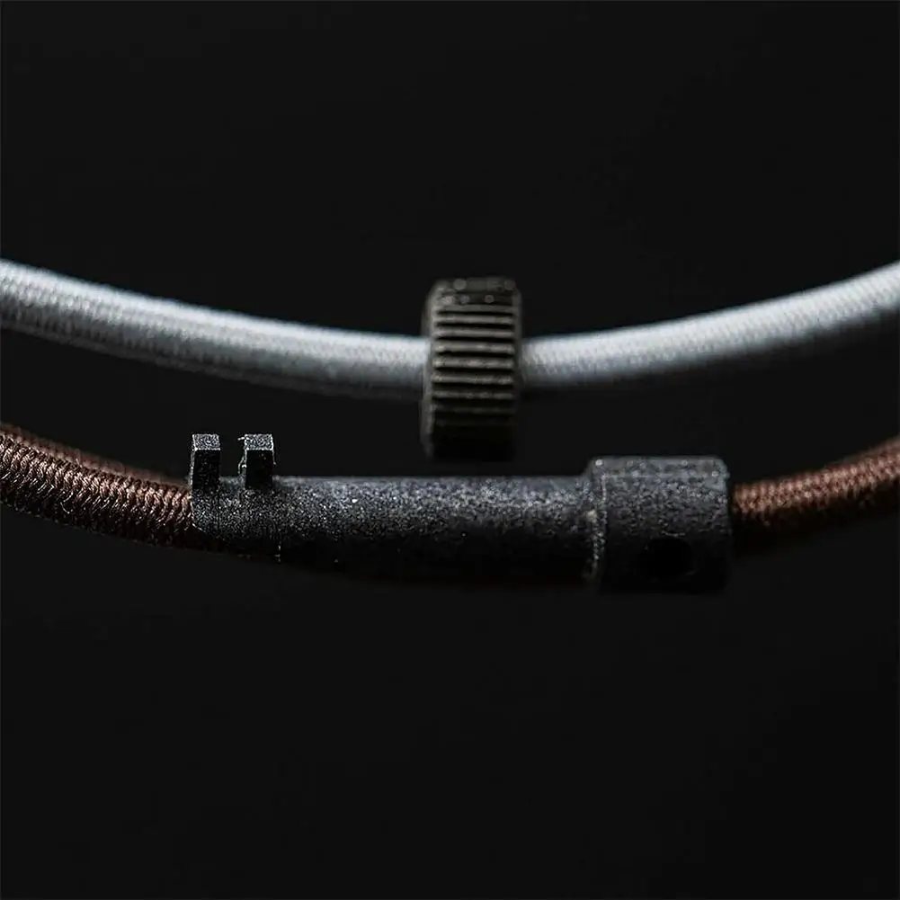 EDC Survival Bracelet For Outdoor Adventure Adjustable Wristband Emergency Glass Breaker Outdoor Camping Gear Survival Tool