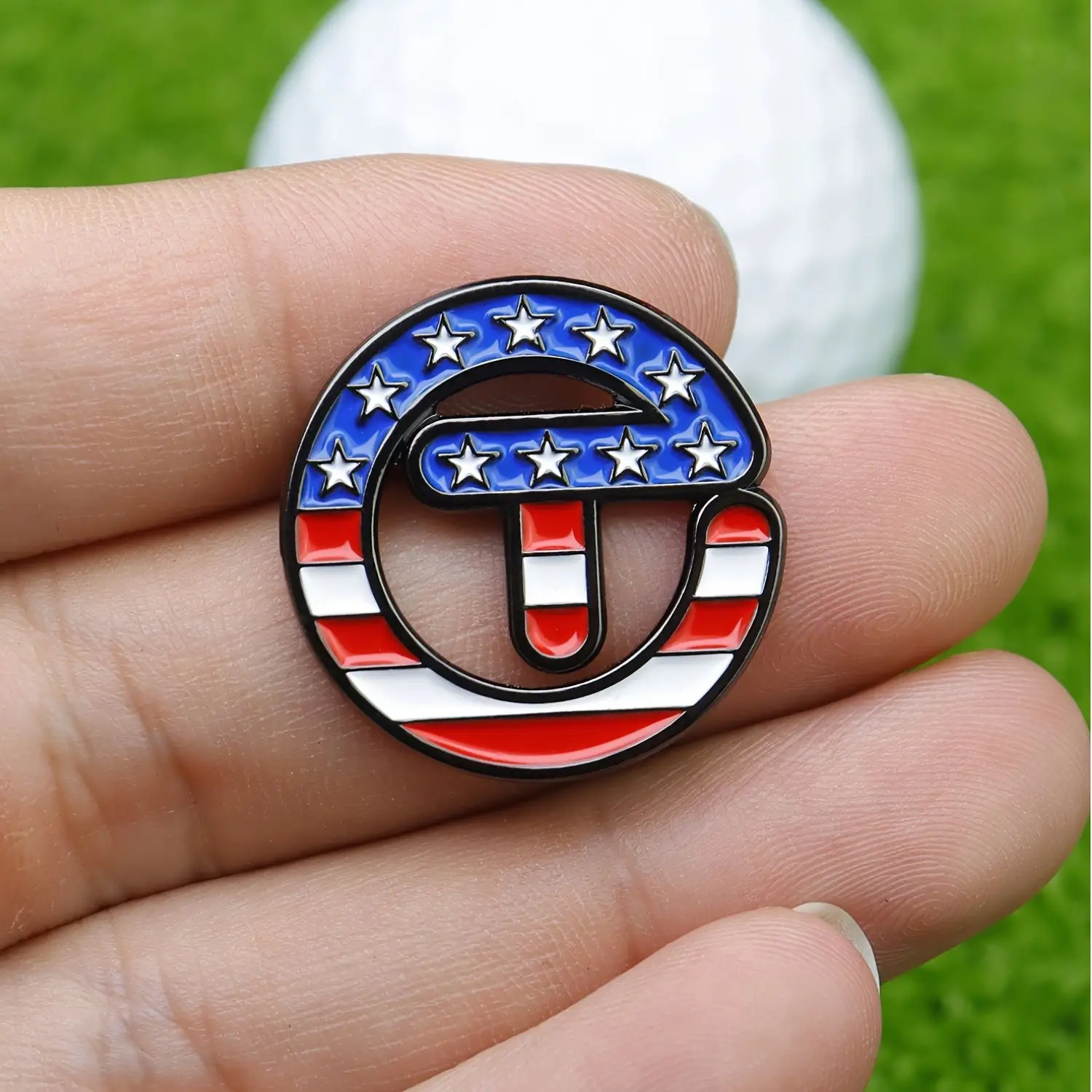 2 pcs USA Themed Stars Stripes Golf Ball Marker with Magnetic Hat Clip Golf Accessories Gift for Golfers Premium Golf Gift