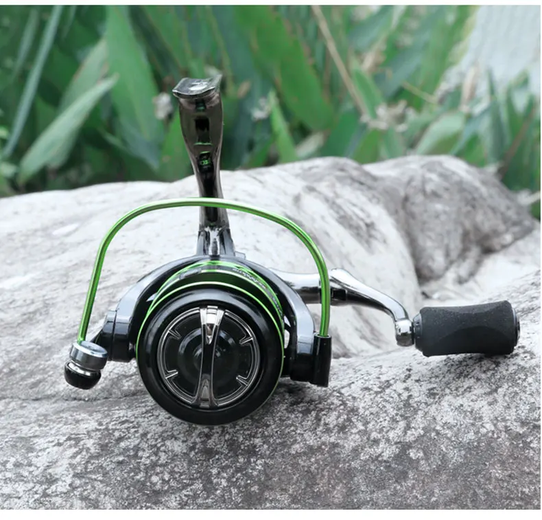 DEUKIO Sea Fishing Spinning Reel 5.2:1 Gear Ratio 12kg Max Drag Power All Metal Carp Reel for Saltwater Freshwater
