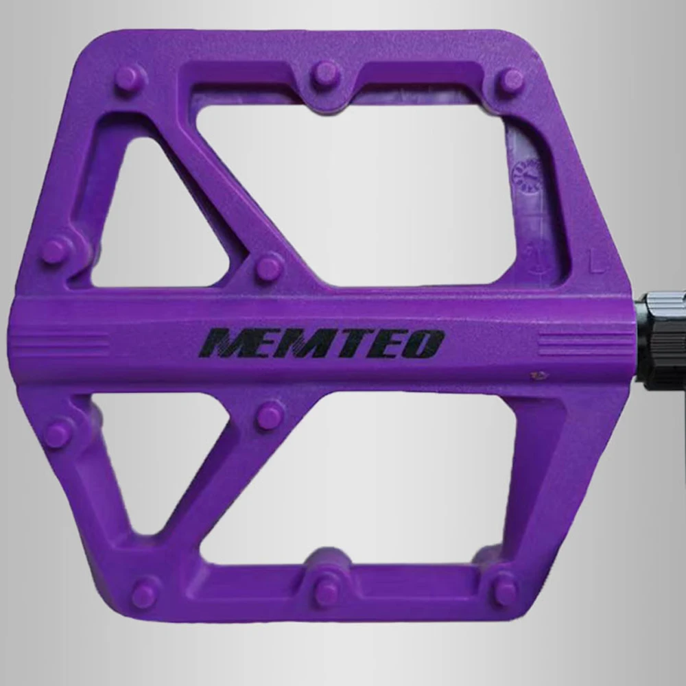 Ultralight Economy Model Double DU Bearing Bike Pedal Nylon Material Reflective Bright Strips MTB Road Bicycle Flat Pedals