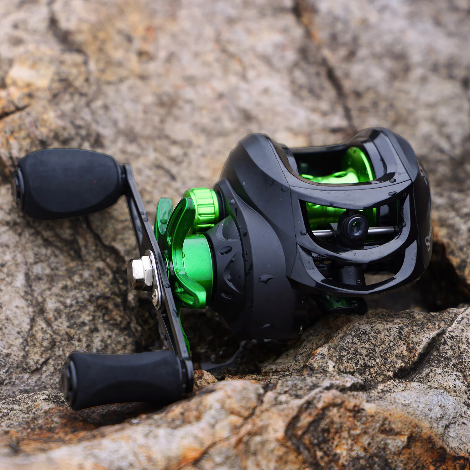 Sougayilang Baitcasting Reel Magnetic Braking System 7.2:1 Gear Ratio Aluminum Spool 8KG Max Drag Freshwater Fishing Coil