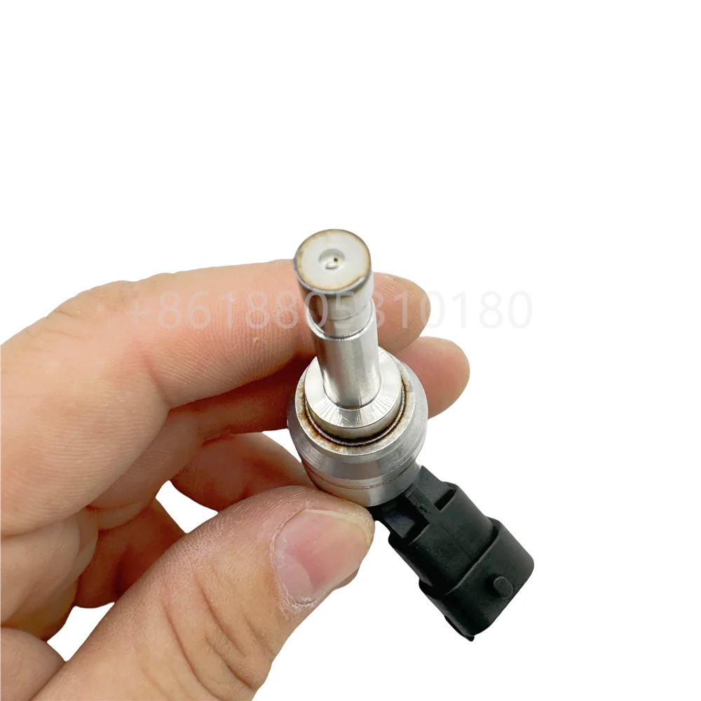 0281002970 F00BH40420 Urea Injector Adblue Nozzle Core for Volvo Iveco Heavy Truck 0444023053 0444023069 21738128 0444023056