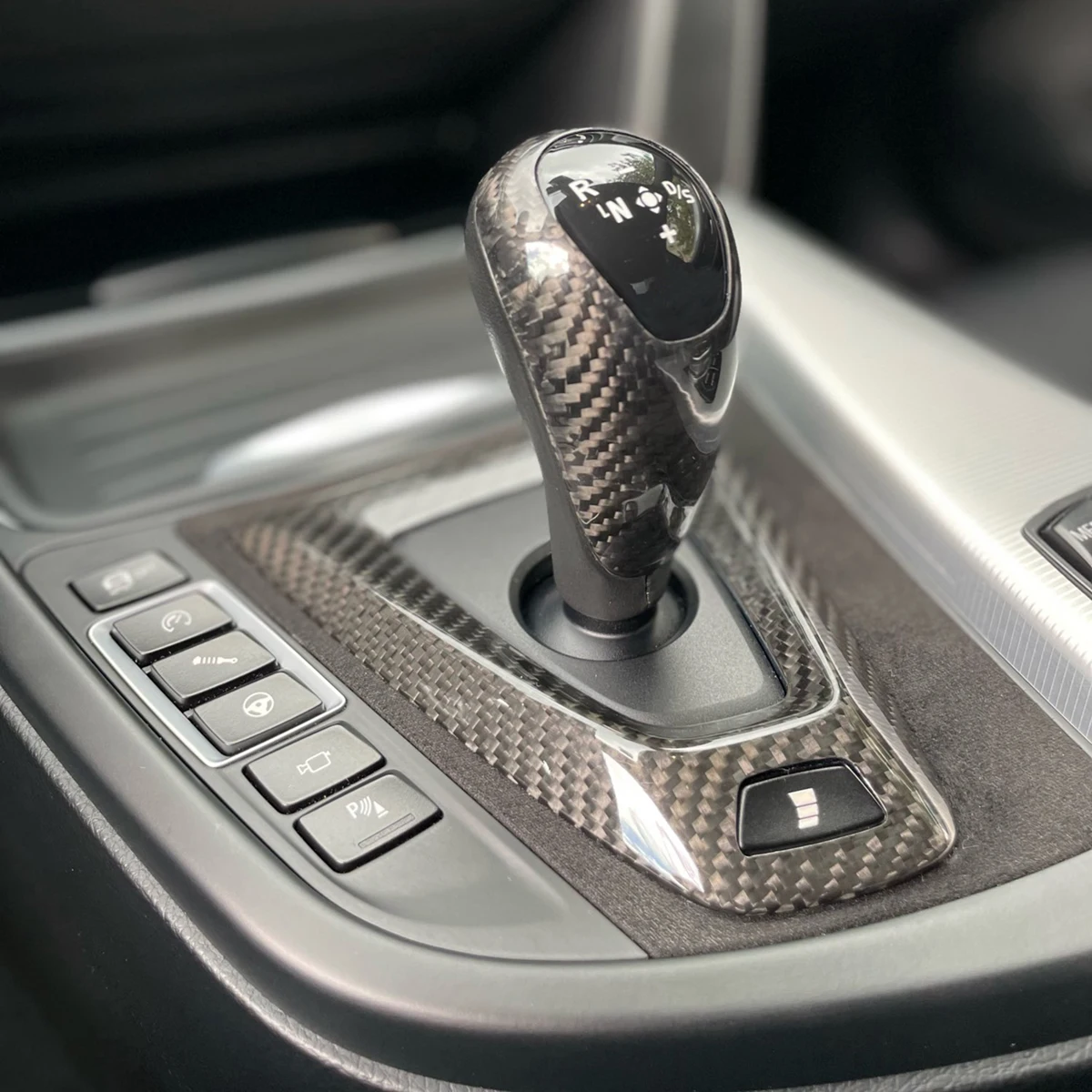 For BMW F80 F82 F87 M3 M4 M2 M5 F83 F85 X5M F86 X6M F13 Real Carbon Fiber Car Gear Shift Knob Cap Cover Sticker Panel Trim