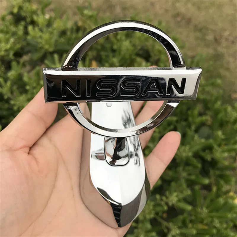Metal Car Bonnet Sticker for Nissan Logo Altima Almera Titan Teana Leaf Qashqai Juke Note Narava Frontier Auto Hood Cover Emblem