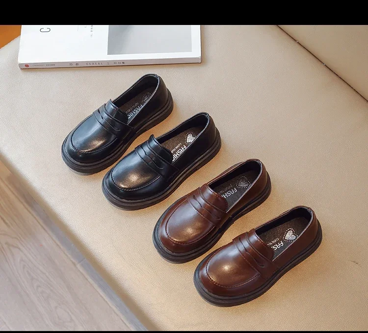 Britain Style Children's Leather Shoes for Boys 2025 Spring New Girls Retro Black Single Shoes Soft Moccasin Shoes for Children