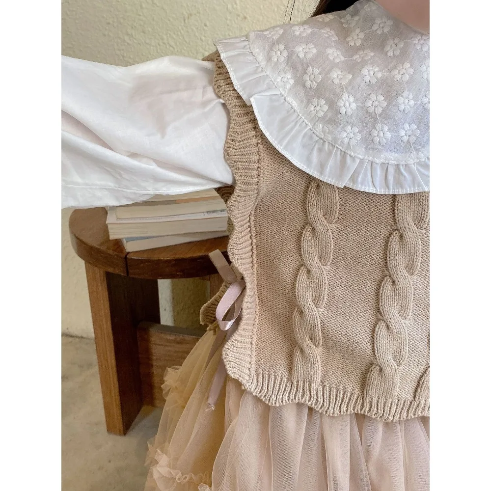 Girls' Knitted Vest 2025 Spring and Autumn New Korean Girls' Webbed Sleeveless Vest 1-7 Years Old Fashion Baby Top