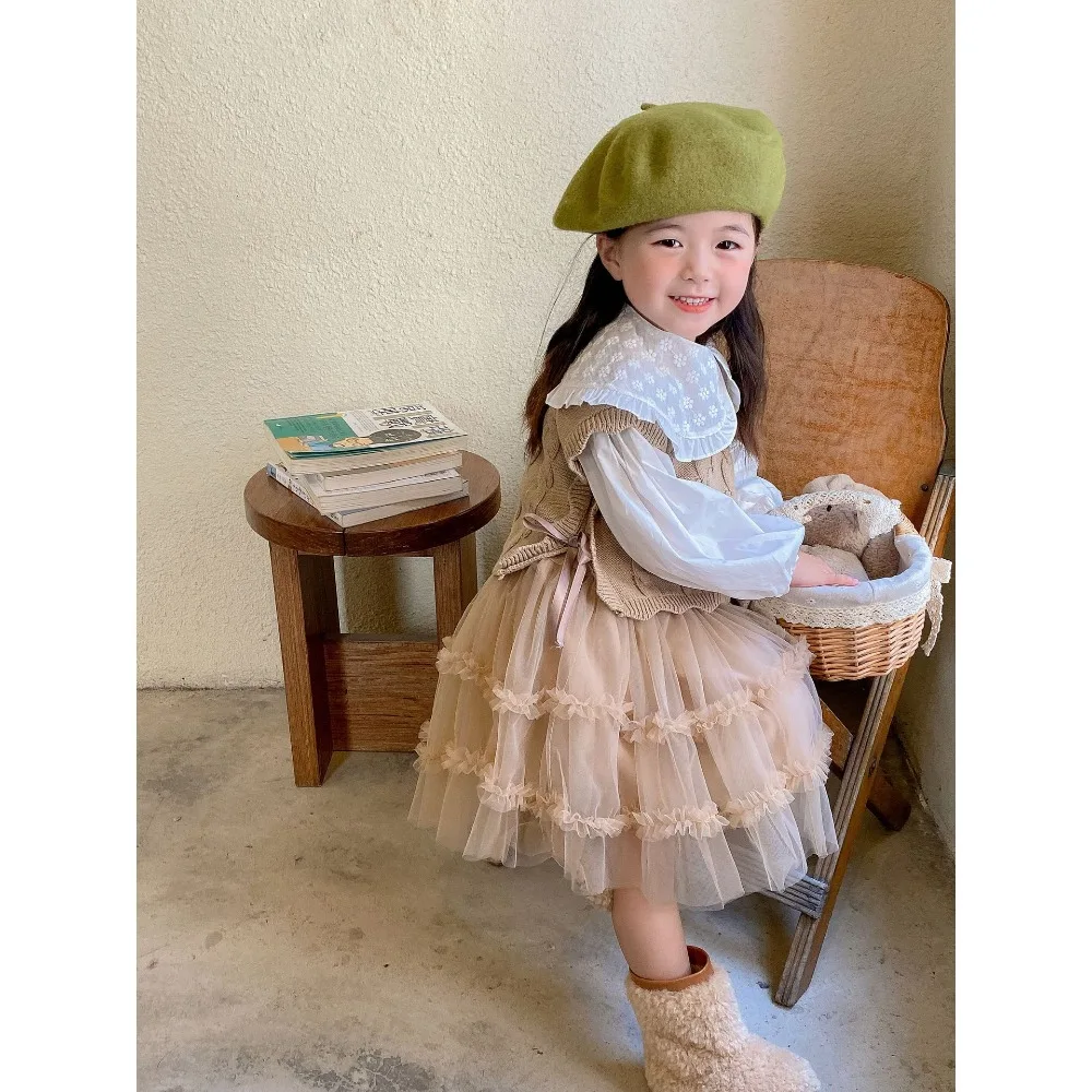 Girls' Knitted Vest 2025 Spring and Autumn New Korean Girls' Webbed Sleeveless Vest 1-7 Years Old Fashion Baby Top
