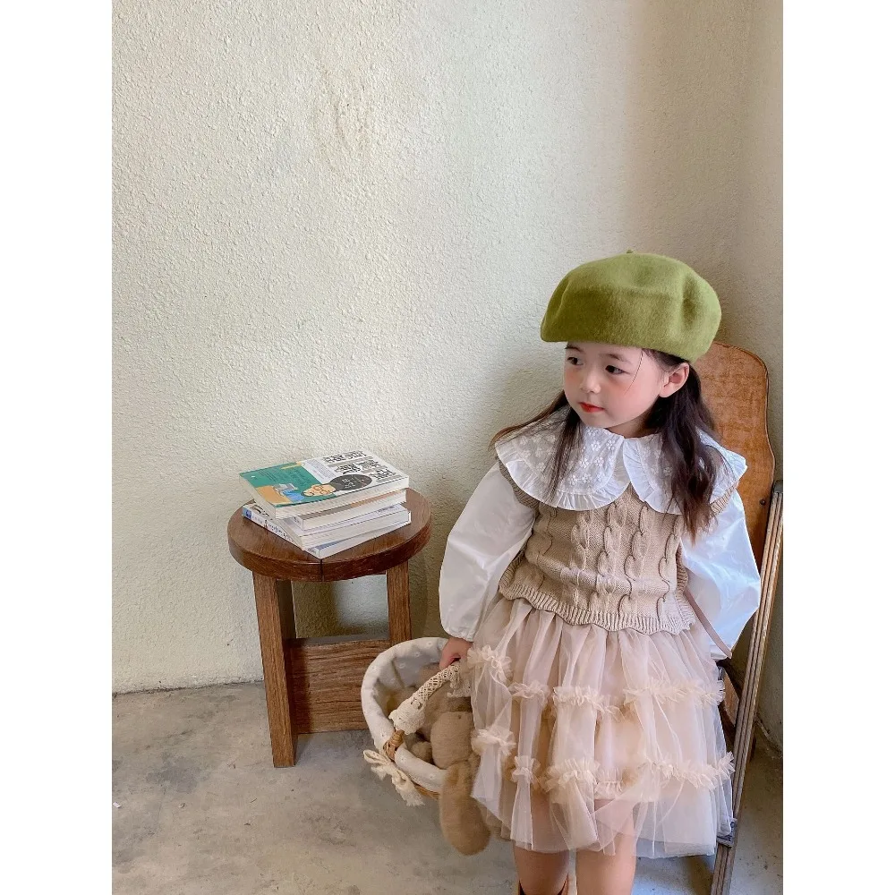 Girls' Knitted Vest 2025 Spring and Autumn New Korean Girls' Webbed Sleeveless Vest 1-7 Years Old Fashion Baby Top