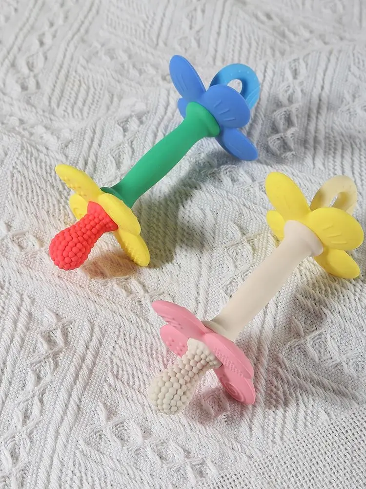 New 2 in 1 Baby Silicone Flower Teether - Safe & Soft Chewing Toy for Soothing Sore Gums, BPA-Free, Easy-to-Hold Teething Toy