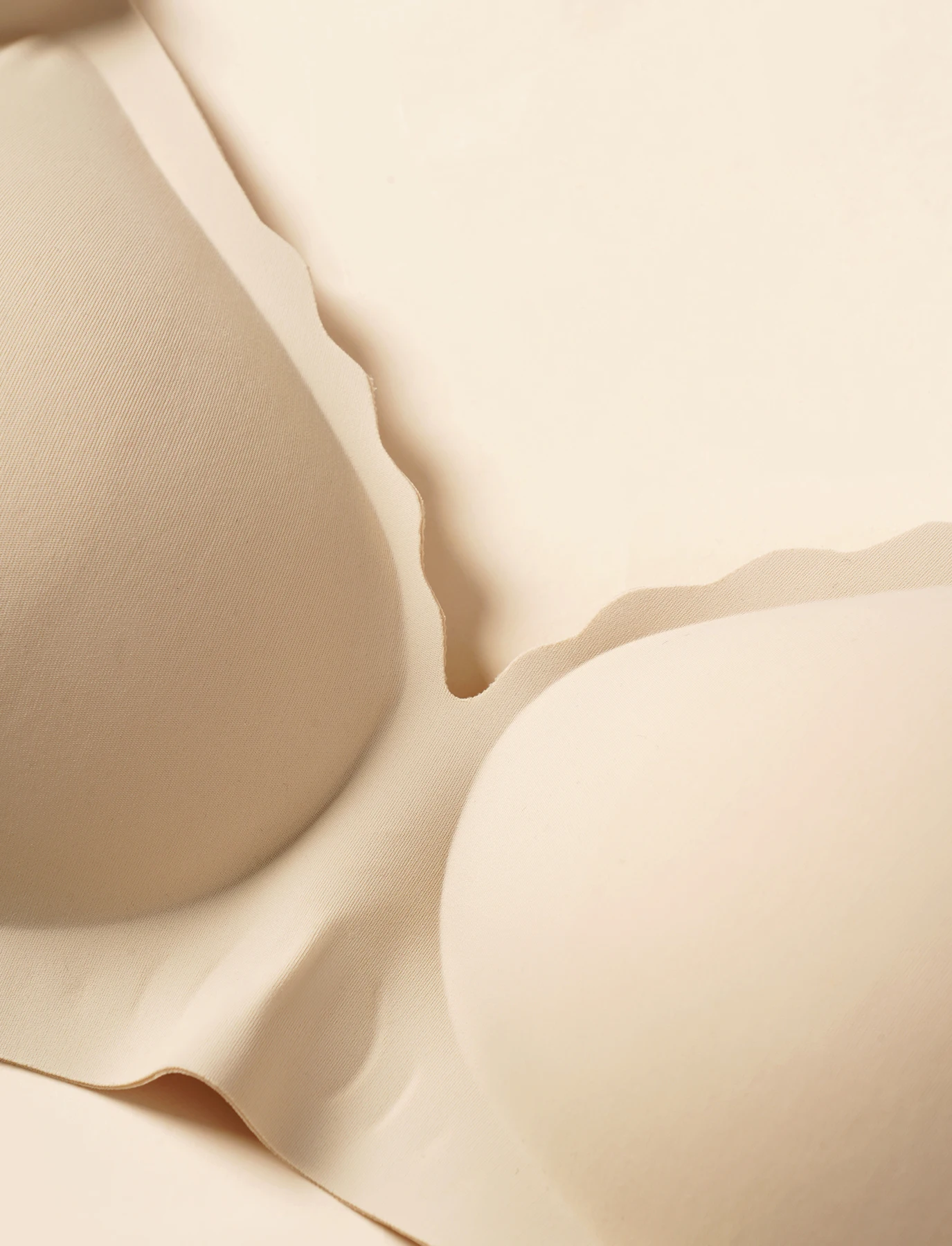 Maternity bra with push-up front to prevent sagging Seamless breathable and comfortable nursing push-up bra
