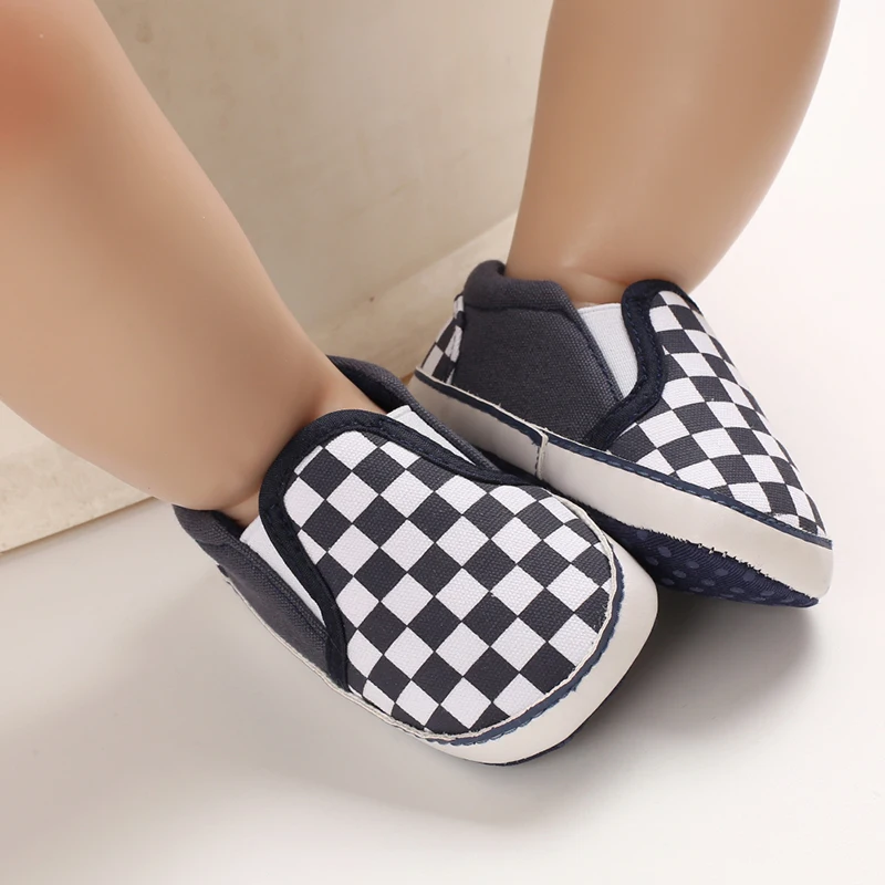 2025 New Baby Canvas Sneakers Anti-slip Soft Plaid Baby Boy Girl Shoes Newborns First Walkers Infant Baby Unisex Casual Shoes