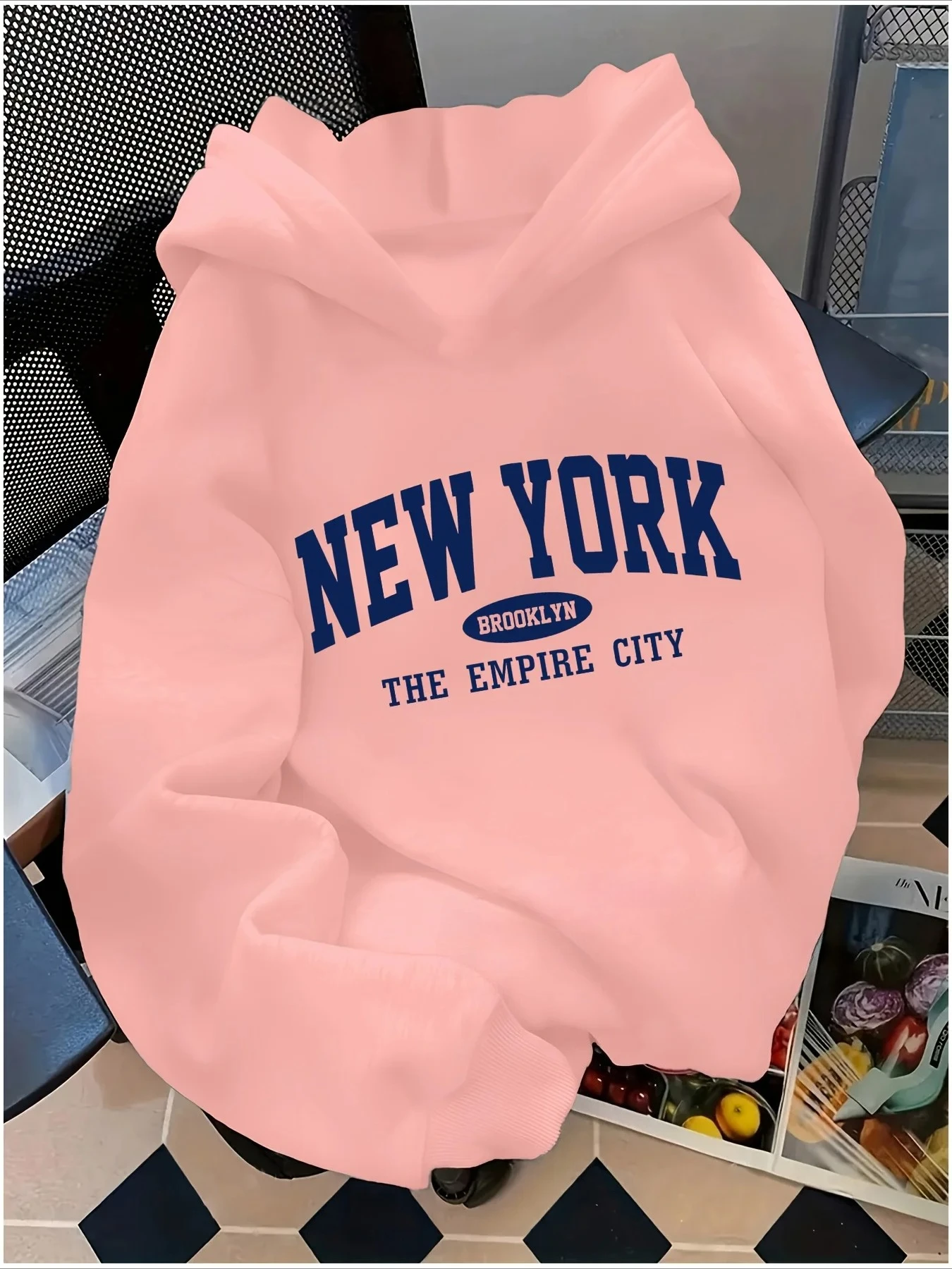 Children's Fashionable Hoodie Loose Fit, New York Letter Print Casual Style for Boys and Girls Geometric Pattern Warm Sweatshirt