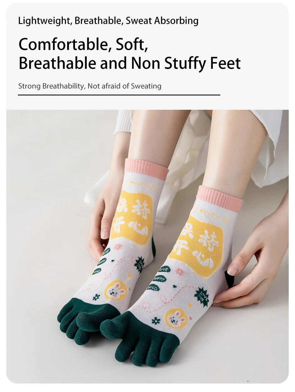 3 Pairs of Women's Four-season Mid-tube Fruit Letter Slogan Bear Cute and Sweet Girl Fashion Cotton Five-toe Socks