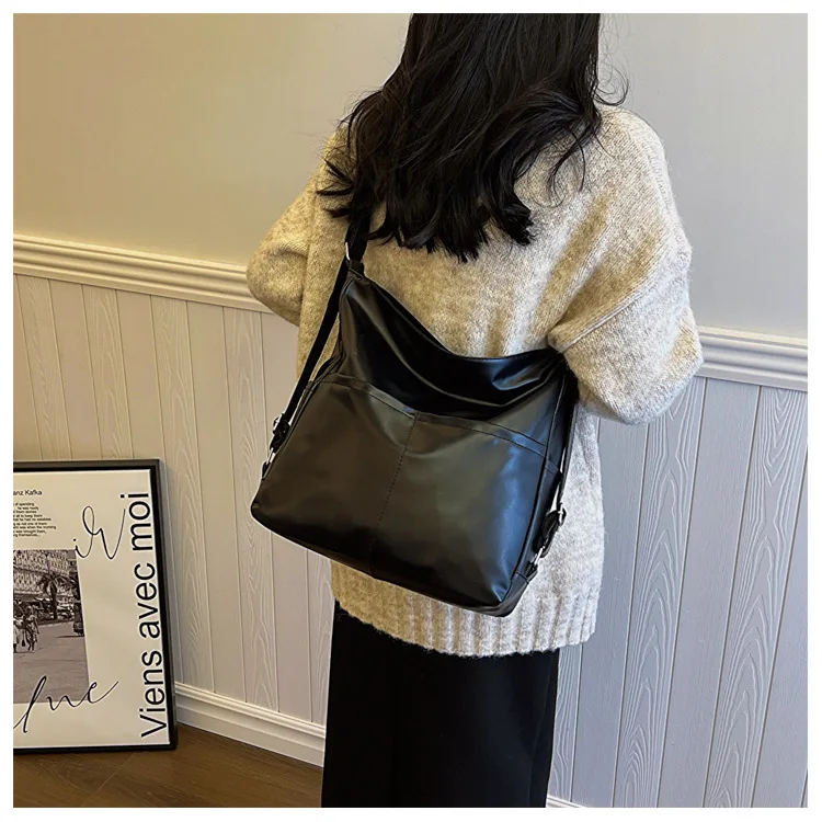 University Student Women's Tote Bag Hot Sale of The Season New Versatile High-End Large Capacity Commuter Backpack Autumn Winter