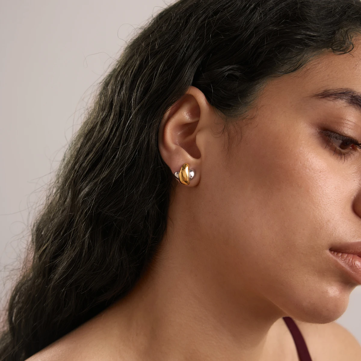 Youthway Punk Crossed Stud Earring For Women 18K Gold PVD Plated Stainless Steel Waterproof Earring Party Fine Jewelry Gifts