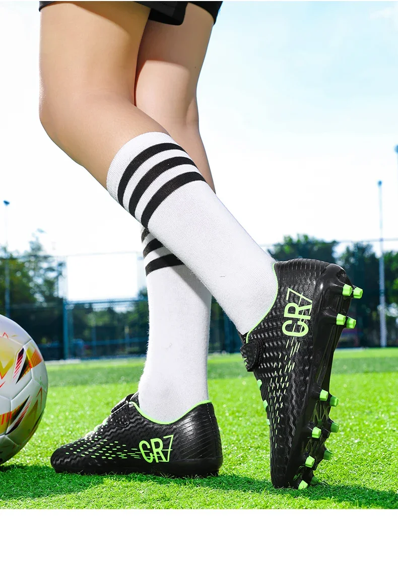 New Children Football Boots Outdoor Trainers Soccer Shoes for Kids Boys Girls Hook Loop Football Cleats Futsal Sneakers 28-39