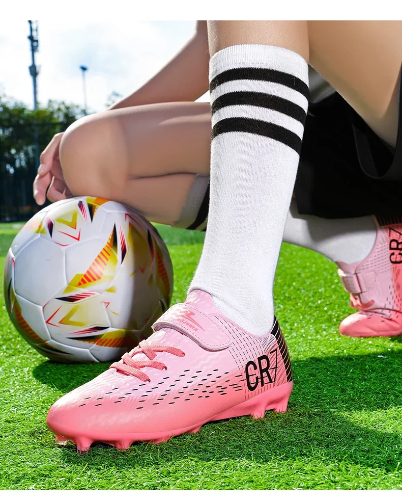 New Children Football Boots Outdoor Trainers Soccer Shoes for Kids Boys Girls Hook Loop Football Cleats Futsal Sneakers 28-39