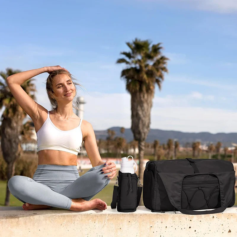 Large Capacity Fitness Bag Women Sports Yoga Handbag Lightweight Multi-Layer Travel Bag Dry and Wet Separation Shoulder Bags