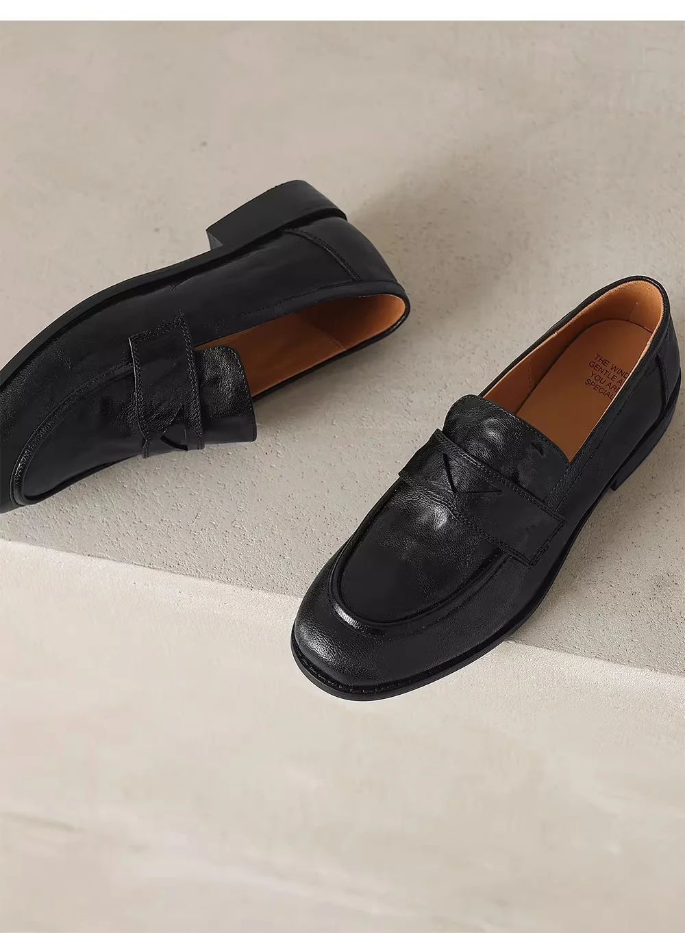 Women's Vintage Leather Loafers Shoes Round Toe Slip On Flats Classic Black/Brown Casual Daily Shoes Comfort Soft Sole Loafers