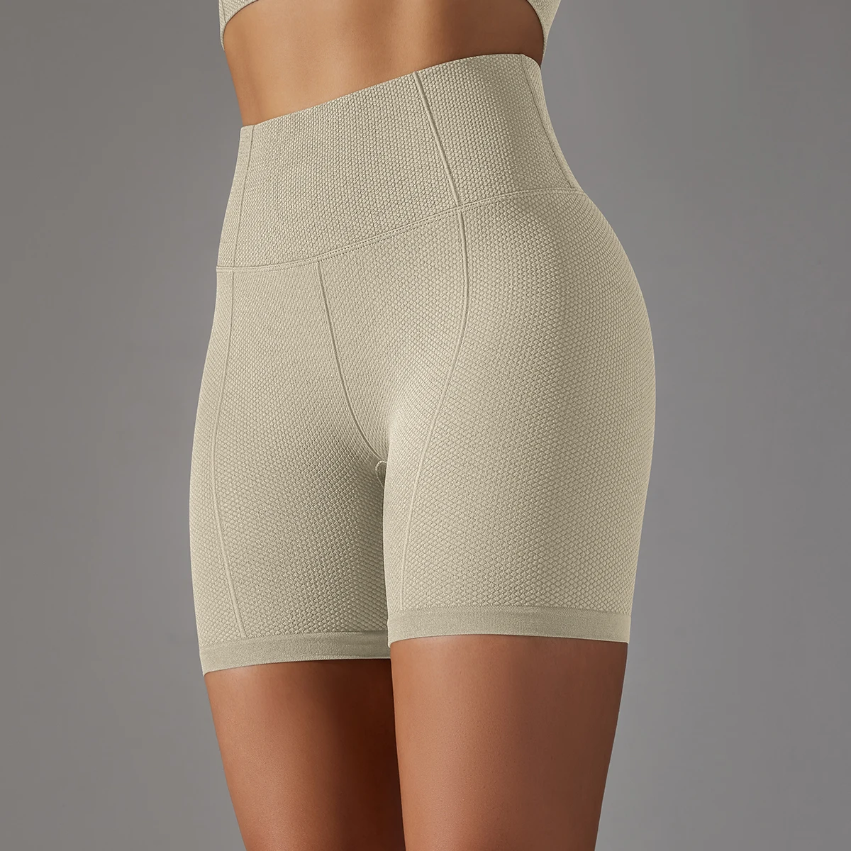 Women Shorts Sports Yoga Shorts Seamless Running Cycling Shorts Breathable Sports Leggings High Waist Summer Workout Gym Shorts