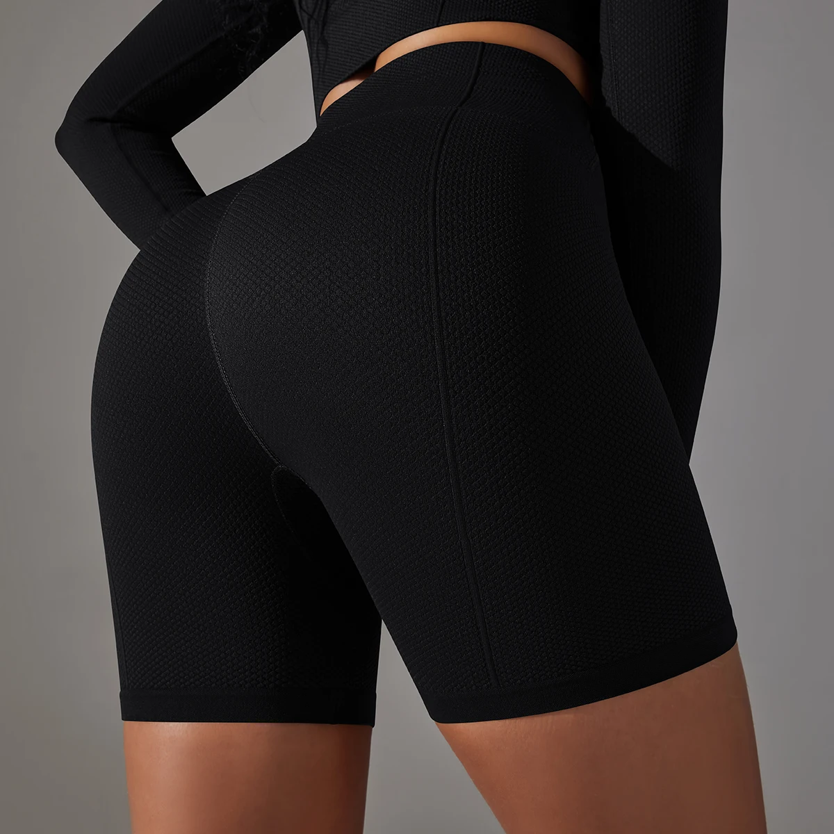 Women Shorts Sports Yoga Shorts Seamless Running Cycling Shorts Breathable Sports Leggings High Waist Summer Workout Gym Shorts