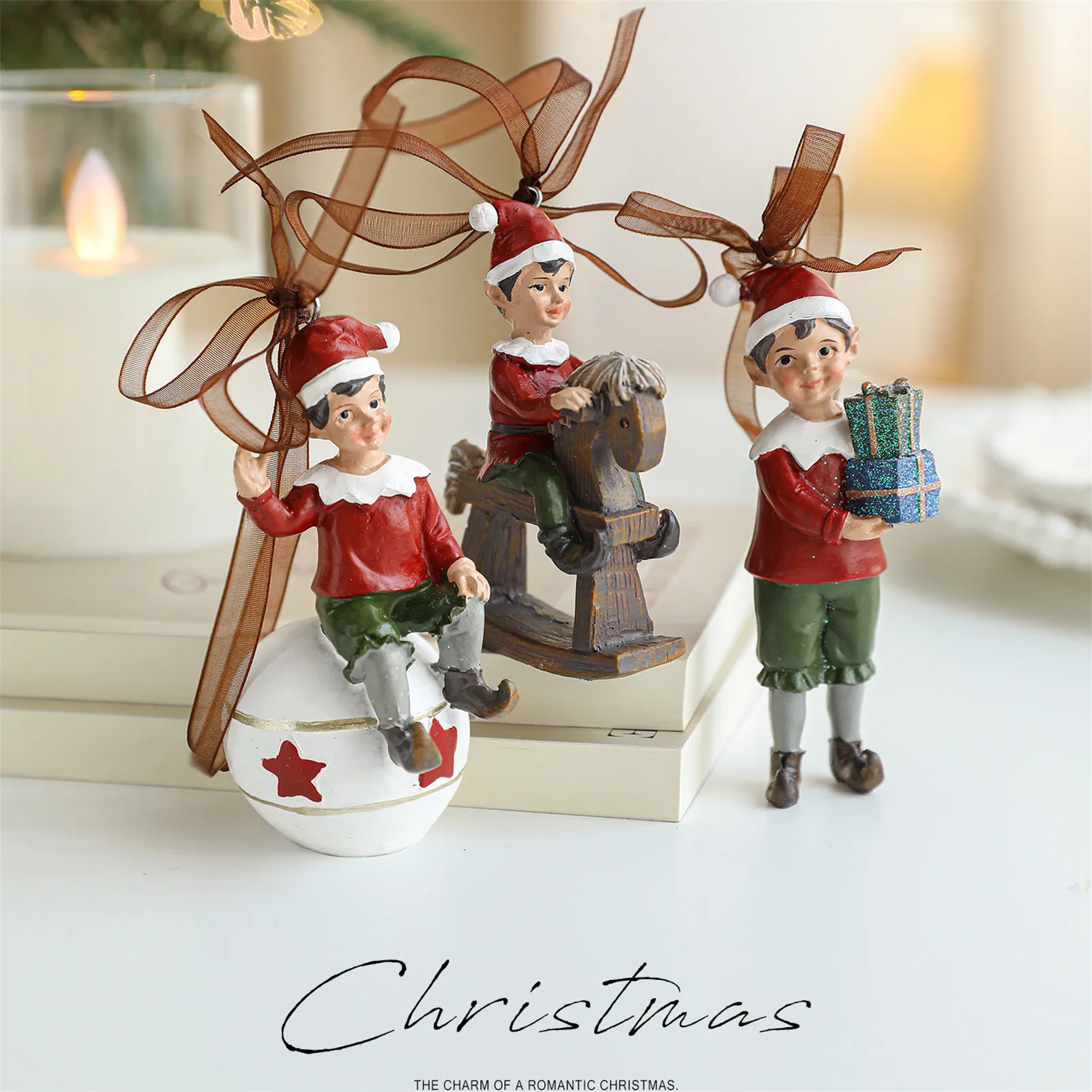 2026 Xmas Tree Pendant Cartoon Painted Santa Claus Elk Bear Christmas Stocking Resin Pendant Christmas Party Decorations 1pc