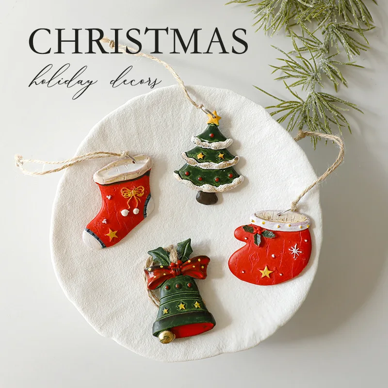 2026 Xmas Tree Pendant Cartoon Painted Santa Claus Elk Bear Christmas Stocking Resin Pendant Christmas Party Decorations 1pc