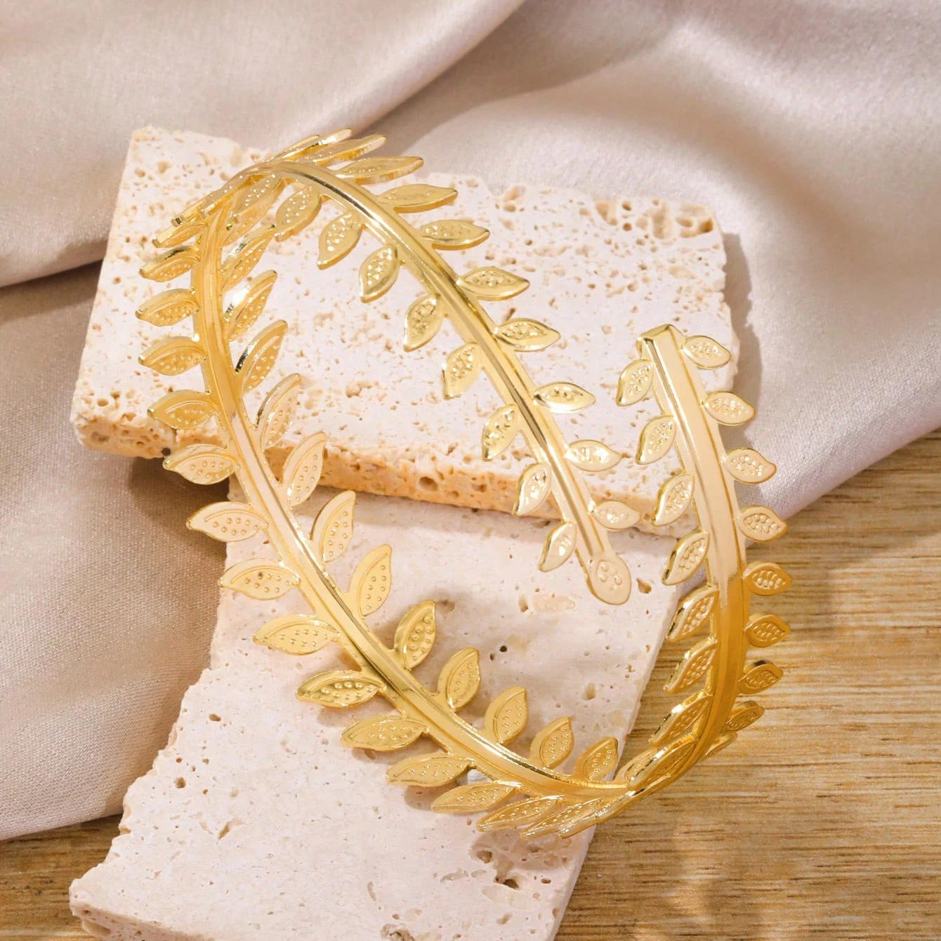 FTCY Boho Arm Bracelet for Women Vintage Geometric Gold Color Leaf Women's Arm Bangles Adjustable Jewelry