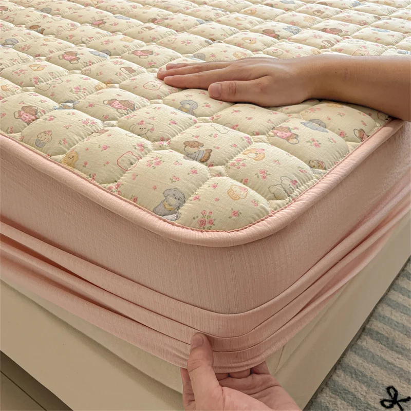 Breathable Soft Mattress Cover Fitted Sheet, Antibacterial Anti-Mite All Season Mattress Protector Non-Slip Silent Single/Double