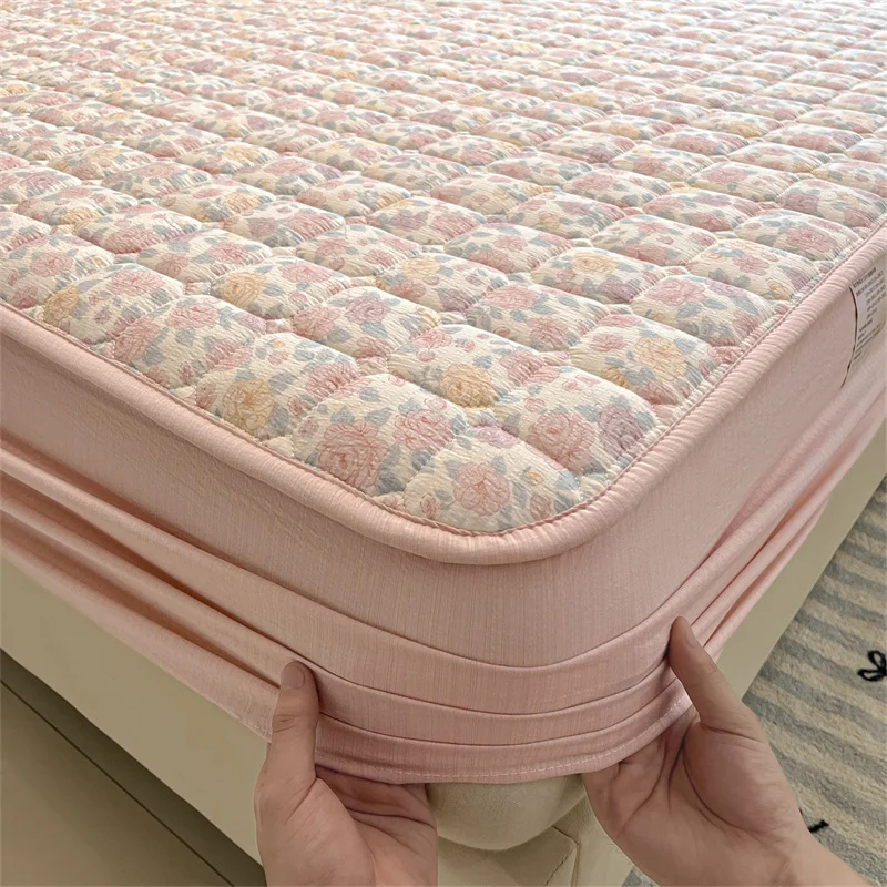 Breathable Soft Mattress Cover Fitted Sheet, Antibacterial Anti-Mite All Season Mattress Protector Non-Slip Silent Single/Double
