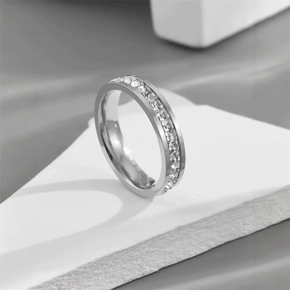 Women's Men's Ring 4mm/8mm Gold Silver Color Stainless Steel Iced Out Full Crystal Zirconia Wedding Rings For Man Woman Jewelry