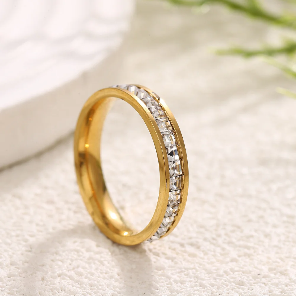 Women's Men's Ring 4mm/8mm Gold Silver Color Stainless Steel Iced Out Full Crystal Zirconia Wedding Rings For Man Woman Jewelry