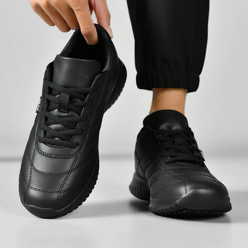 Hotel Chef Shoes Four Seasons Non-Slip Waterproof Oil-Proof Kitchen Work Shoes Light Breathable Outdoor Men's Walking Sneakers