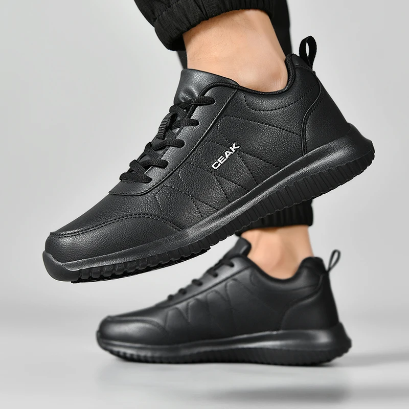 Hotel Chef Shoes Four Seasons Non-Slip Waterproof Oil-Proof Kitchen Work Shoes Light Breathable Outdoor Men's Walking Sneakers