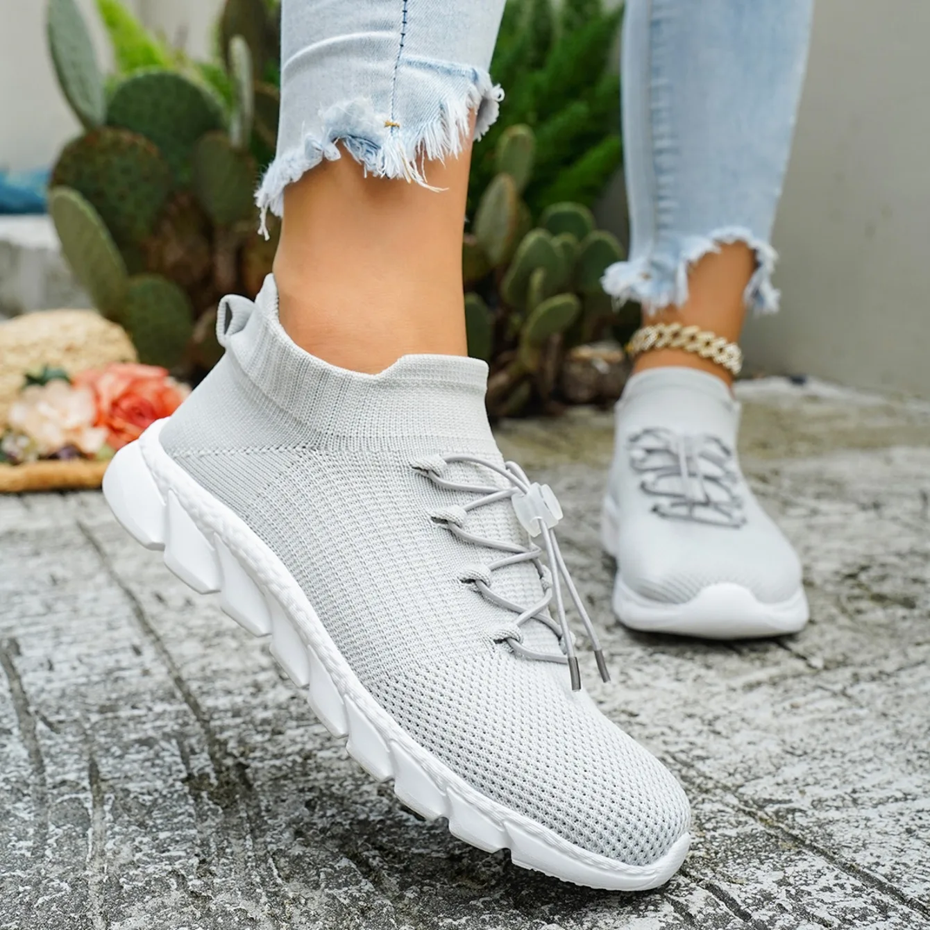 2026 New Knitted Mesh Women's Sneakers Casual Breathable Loafers Fashion Simple Style Lightweight Women Shoes Zapatos Para Mujer