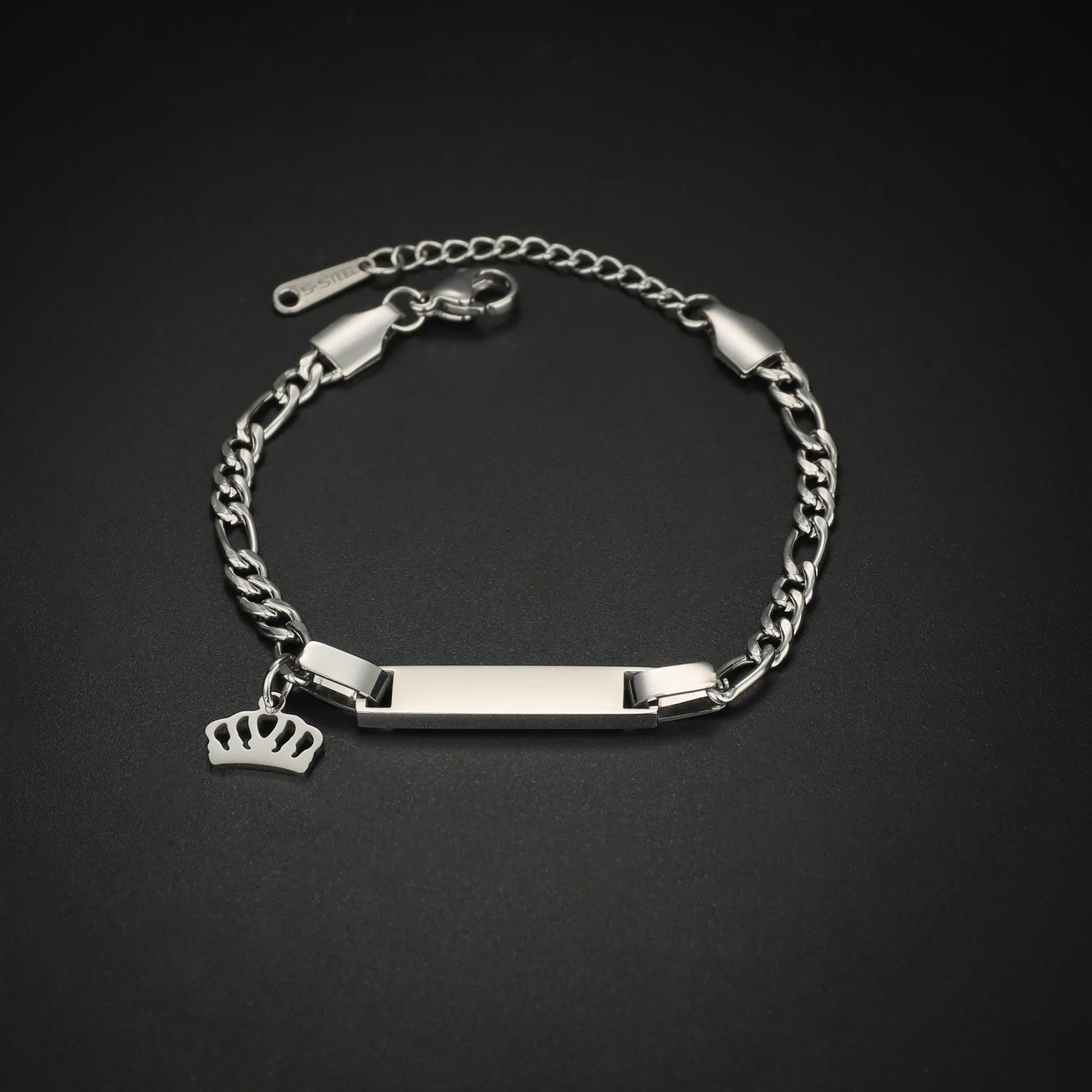 Atoztide Personalized Engrave Name Bracelet For Women Mother Kids Stainless Steel Heart Adjustable Figaro Chain Jewelry Gift