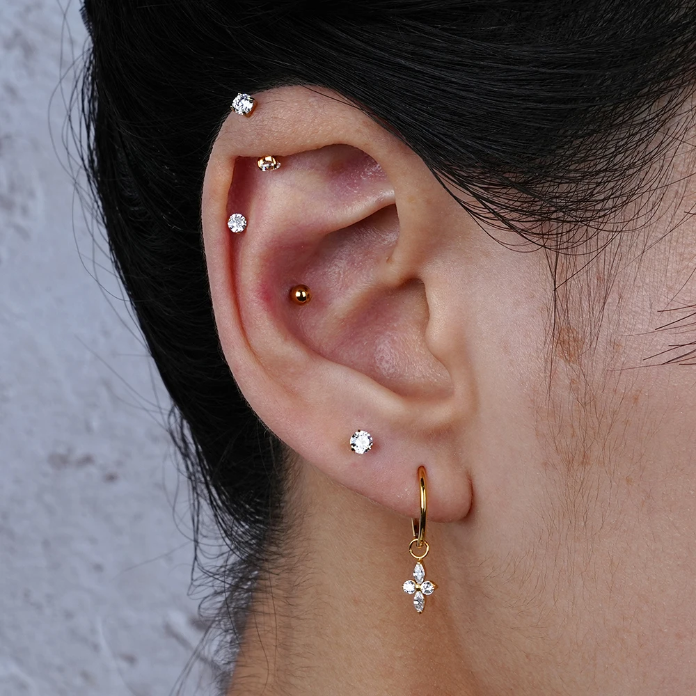 Right Grand ASTM F136 Titanium Cubic Zirconia Four-Point Star Pendant Charm for Ear Lobe Dangle Hoop Huggie Earrings