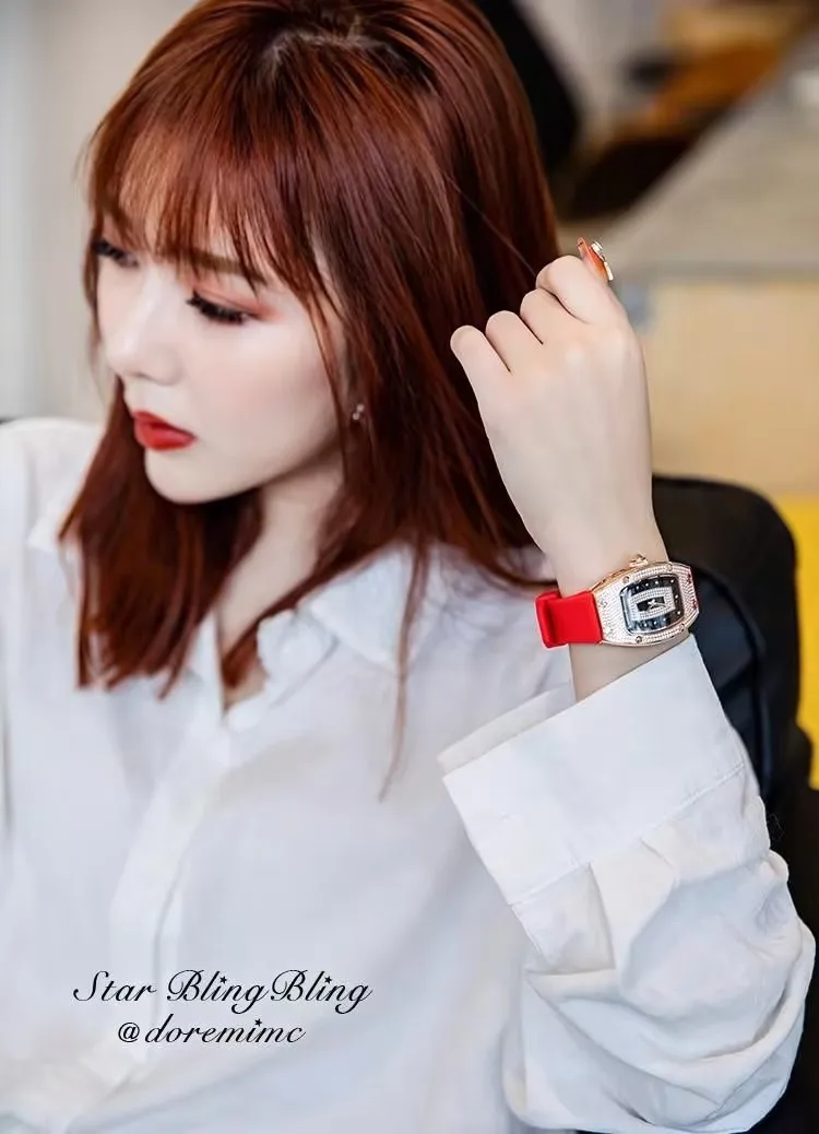 New Fashion Luxury Tonneau Watches For Woman Crystal Silicone Jelly Quartz Watch Students Gifts Reloj Mujer Ladies Wristwatches