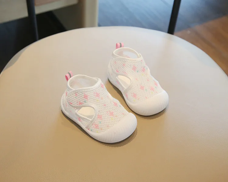 Summer Kids Mesh Breathable Shoes Baby Anti-collision Soft Sole First Walker Unisex Lightweight Velcro Casual Sandals