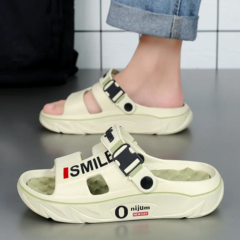 2025 New Men's Massage Slippers Indoor Outdoor Sandals Beach Comfortable Soft Slides Clogs Casual Shoes Men Women Home Slippers