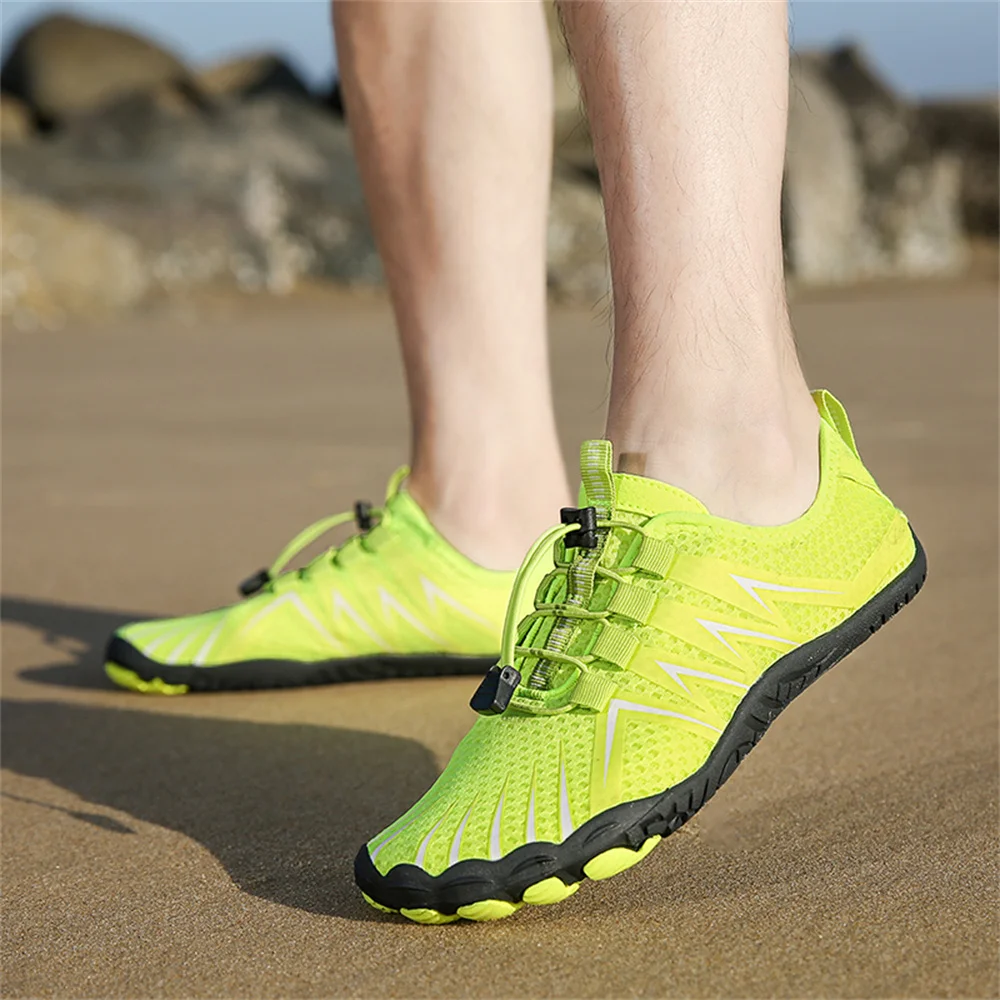 Unisex Quick Dry Water Shoes Men Women Colorful Beach Swimming Surfing Seaside Aqua Shoes Couple Barefoot Upstream Sneakers